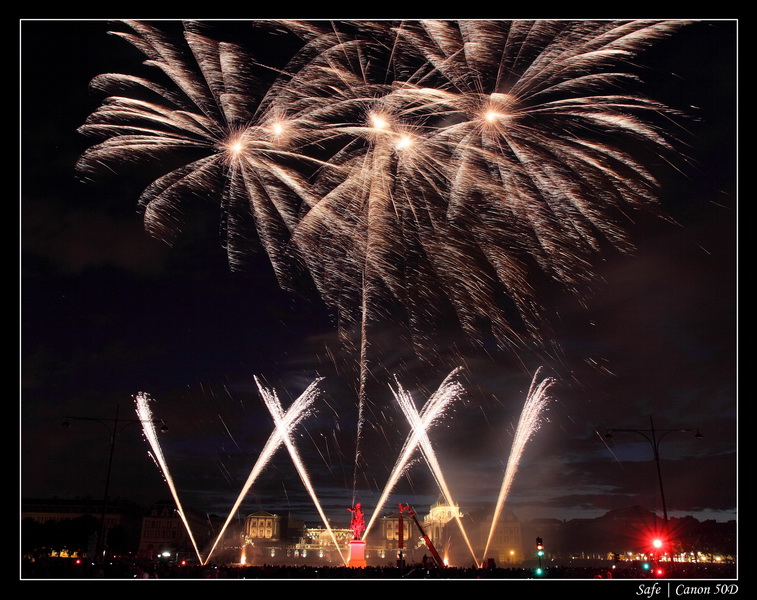 2009   07   Feux artifice Versailles    32